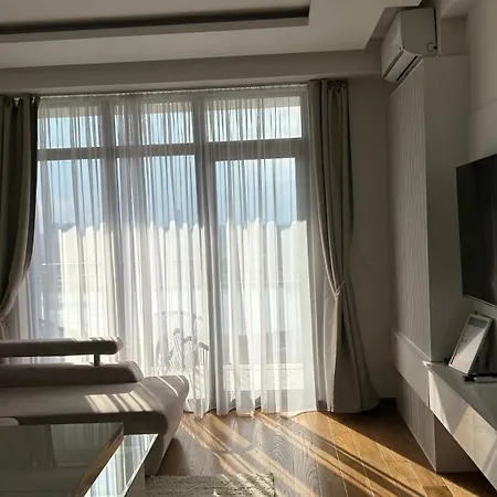 Bw Lux - Waterfront Apartment *